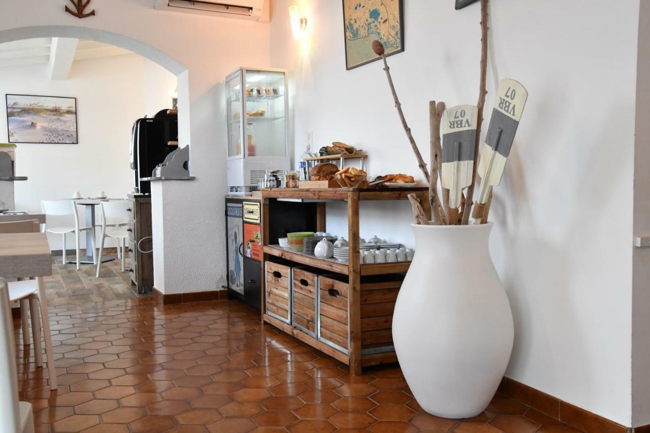 Le Fangassier Hotel Saintes-Maries-de-la-Mer Buitenkant foto